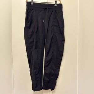 CRZ YOGA Cropped Black Pants Size 8/10